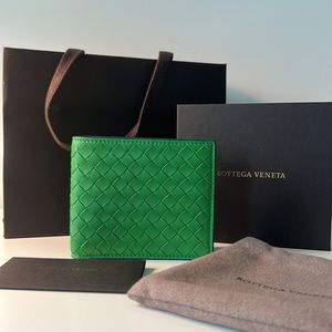 100% Authentic Bottega Veneta wallet! Brand New! In original retail box and bag